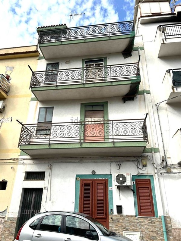 quadrivano in vendita a Palermo in zona Oreto
