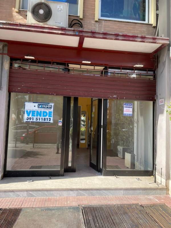 locale commerciale in vendita a Palermo in zona Uditore