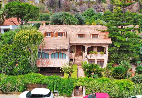 casa indipendente in vendita a Palermo