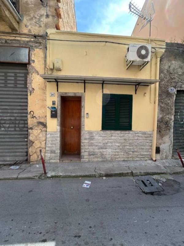 appartamento in vendita a Palermo in zona Oreto
