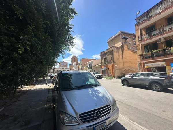 appartamento in vendita a Palermo in zona Uditore