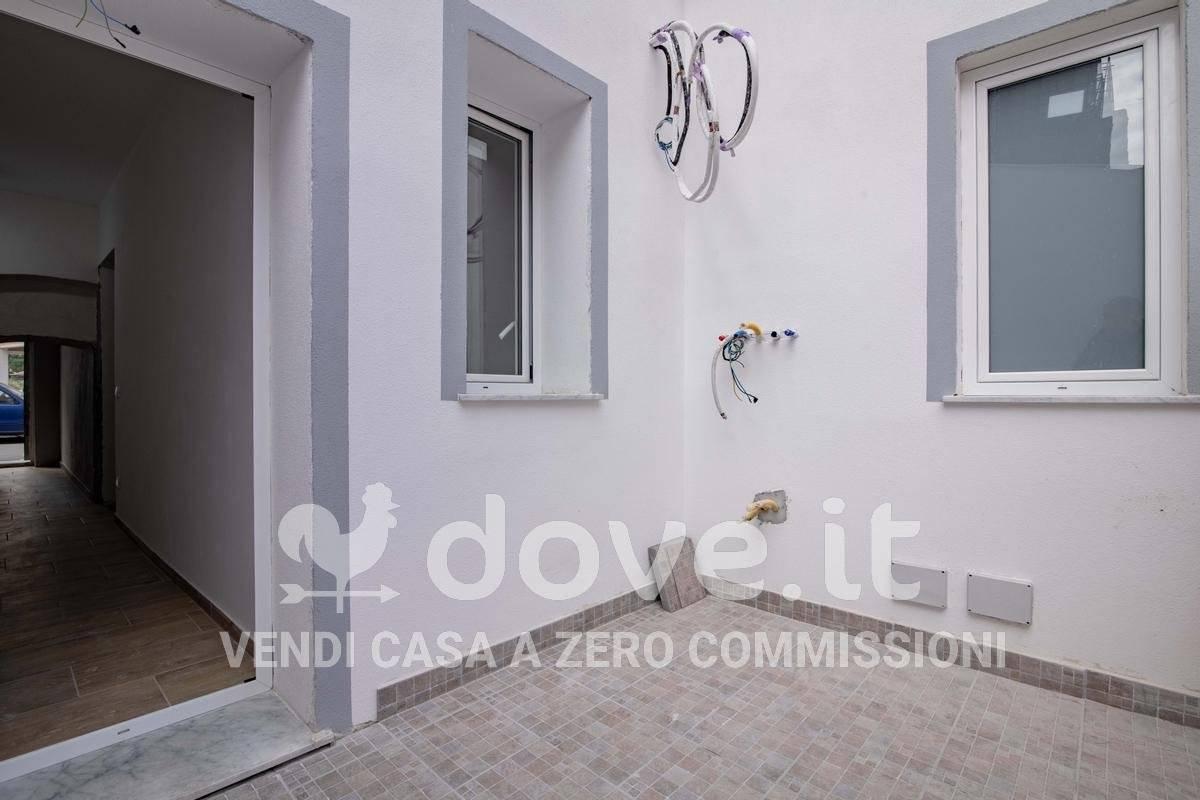 appartamento in vendita a Palermo in zona Partanna