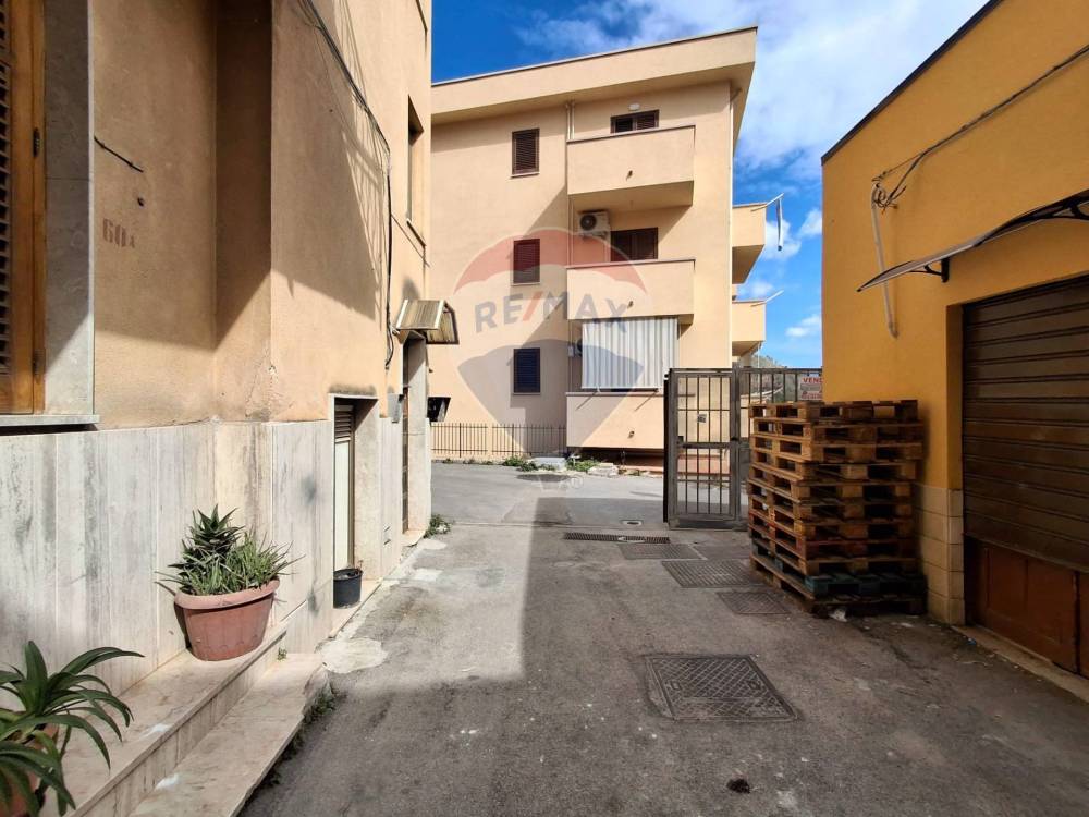 appartamento in vendita a Palermo in zona Villagrazia/Falsomiele