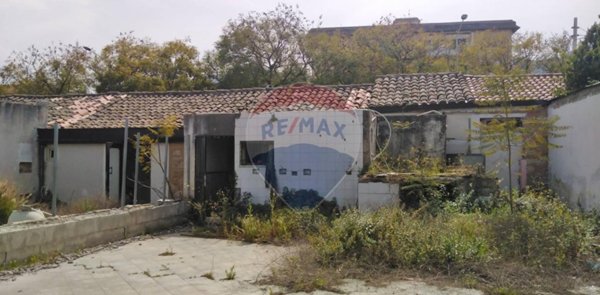 casa indipendente in vendita a Palermo in zona Villagrazia/Falsomiele