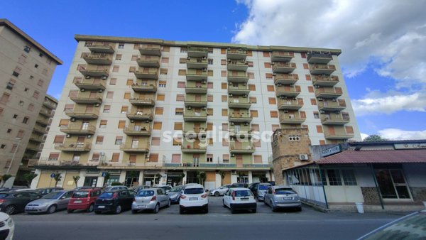 appartamento in vendita a Palermo in zona Montegrappa / Santa Rosalia
