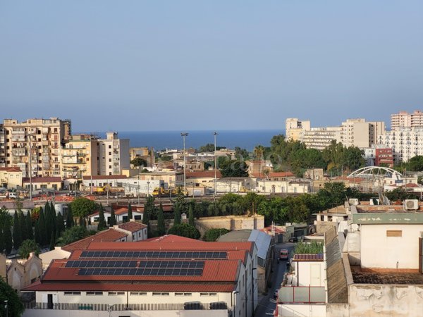 appartamento in vendita a Palermo in zona Oreto