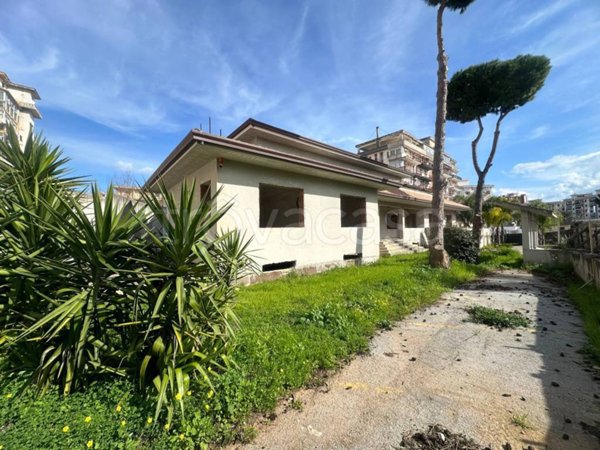 casa indipendente in vendita a Palermo in zona Uditore