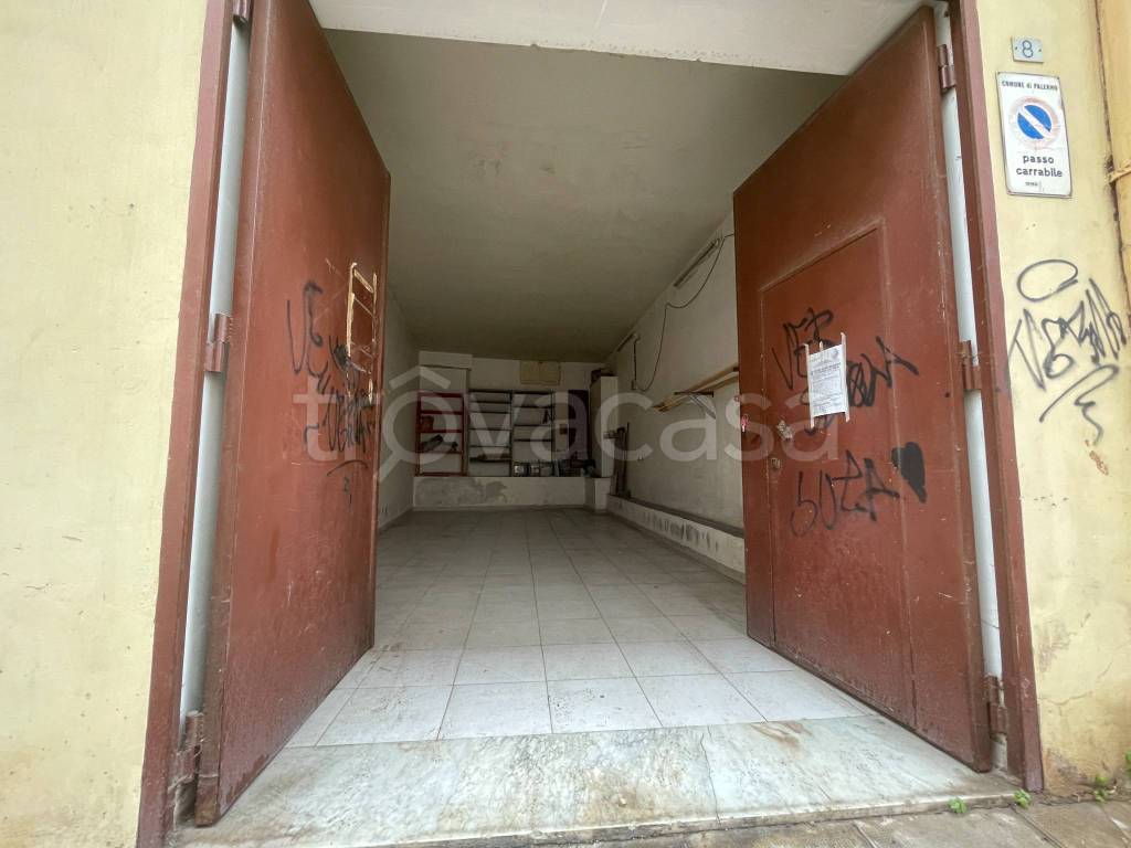 appartamento in vendita a Palermo in zona Politeama