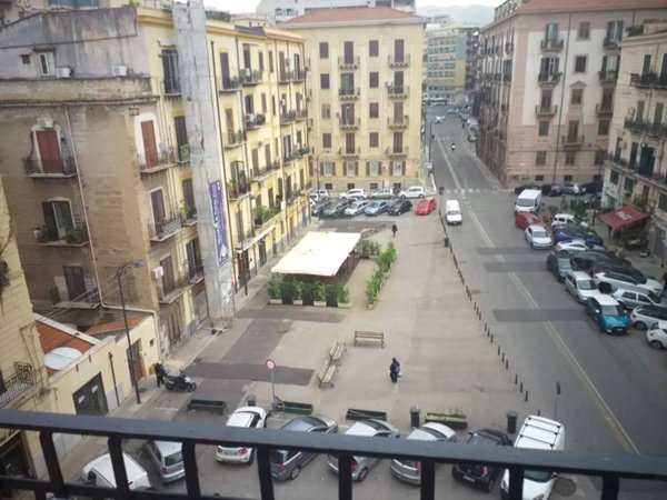 appartamento in vendita a Palermo in zona Politeama