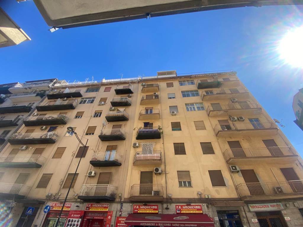 appartamento in vendita a Palermo in zona Oreto