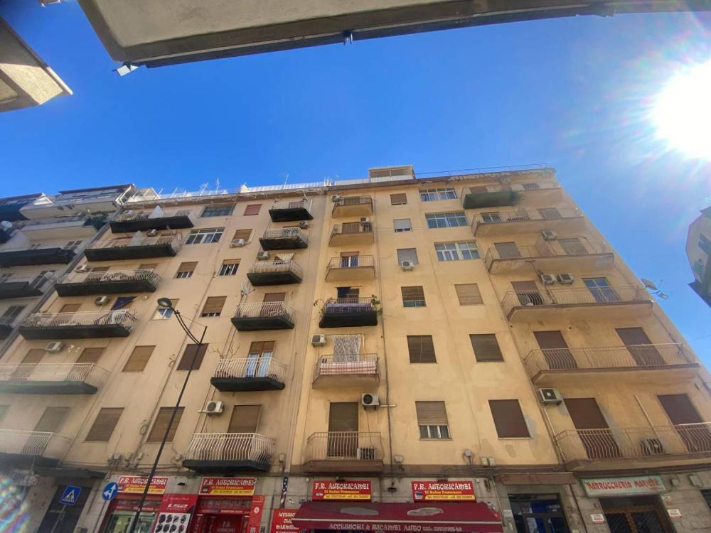 appartamento in vendita a Palermo in zona Oreto