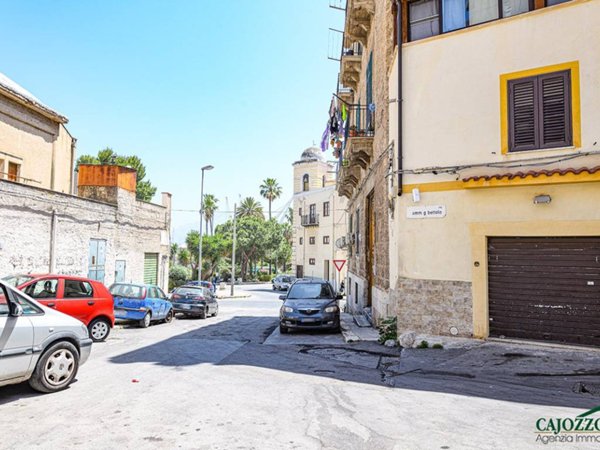 casa indipendente in vendita a Palermo in zona Arenella/Vergine Maria