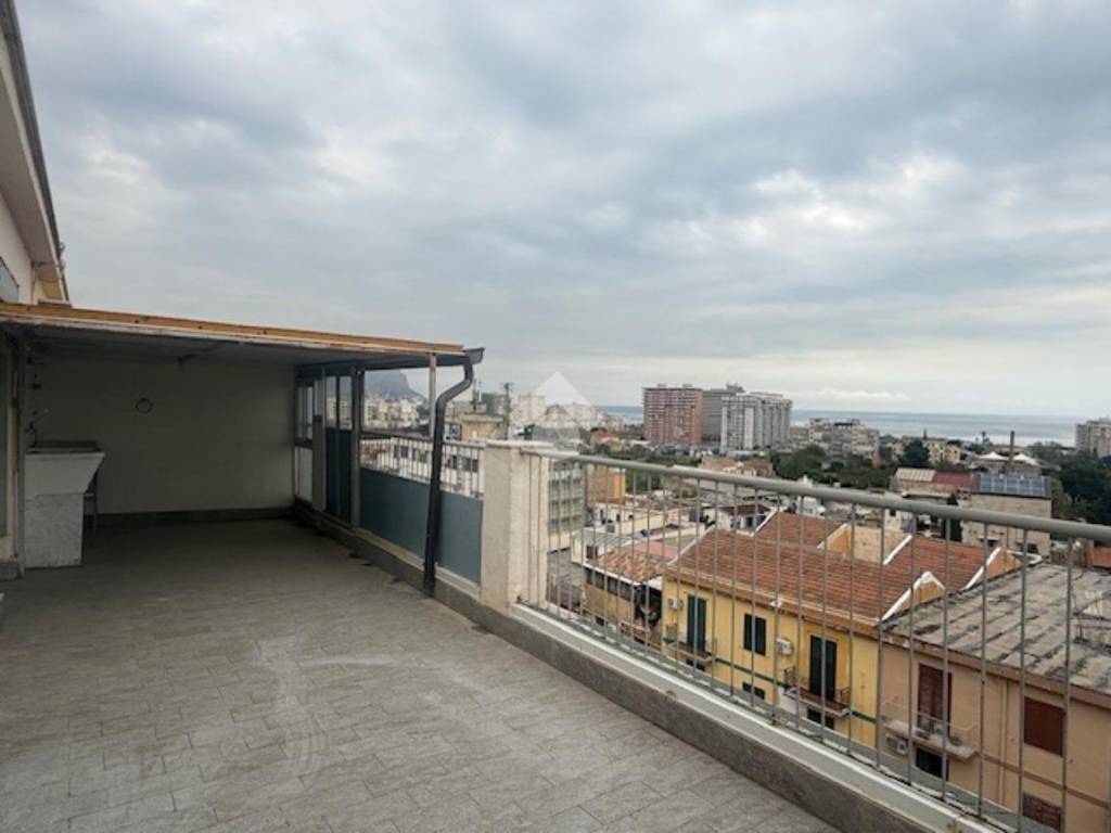 appartamento in vendita a Palermo in zona Brancaccio