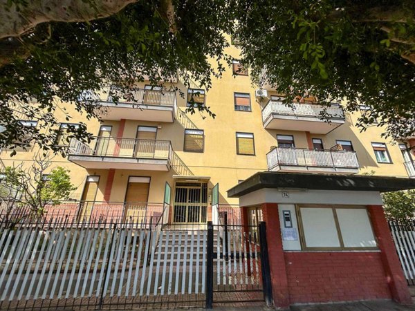 appartamento in vendita a Palermo in zona Montegrappa / Santa Rosalia