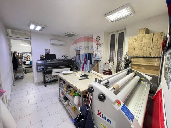 locale commerciale in vendita a Palermo in zona Oreto