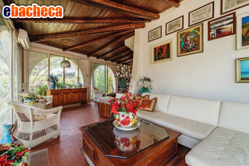 casa indipendente in vendita a Palermo in zona Mondello