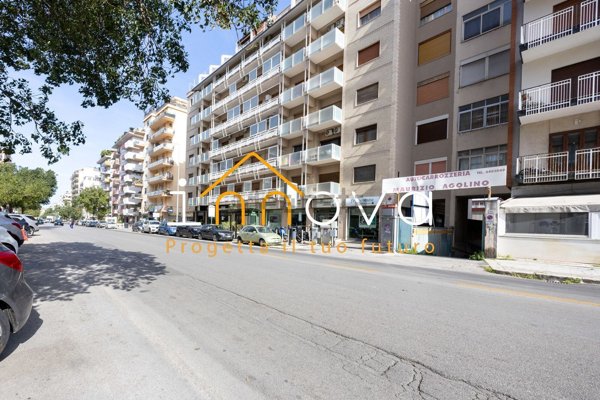 ufficio in vendita a Palermo in zona Malaspina/Palagonia