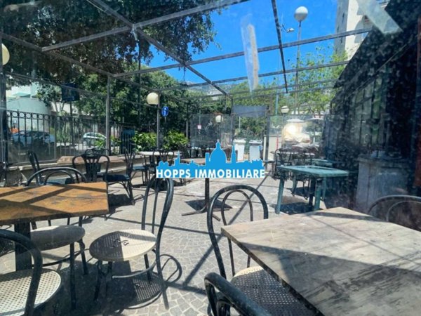 negozio in vendita a Palermo in zona Politeama