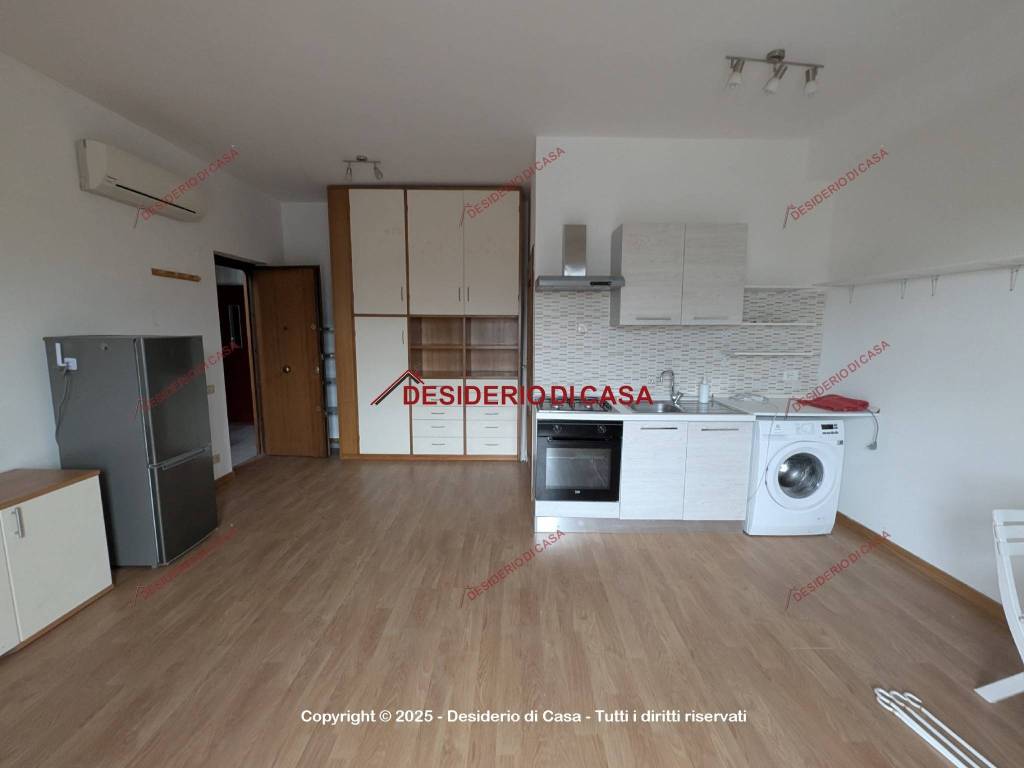 appartamento in vendita a Palermo in zona Malaspina/Palagonia