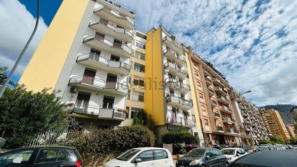 appartamento in vendita a Palermo in zona Resuttana