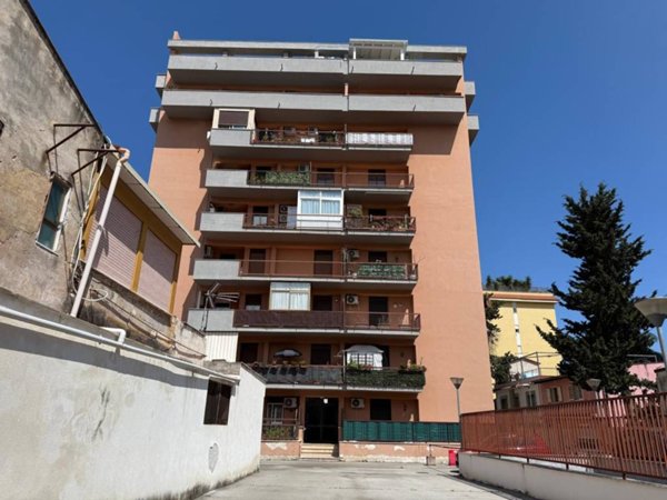 appartamento in vendita a Palermo in zona Pallavicino