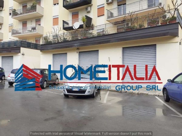 locale commerciale in vendita a Palermo in zona Borgo Nuovo