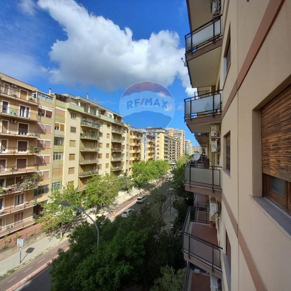 appartamento in vendita a Palermo in zona Politeama