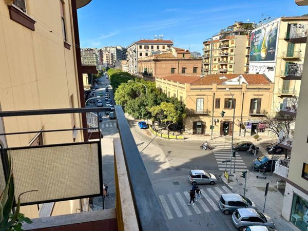 appartamento in vendita a Palermo in zona Libertà