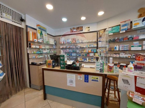 negozio in vendita a Palermo in zona Libertà