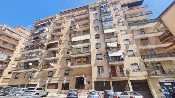 appartamento in vendita a Palermo in zona Montegrappa / Santa Rosalia