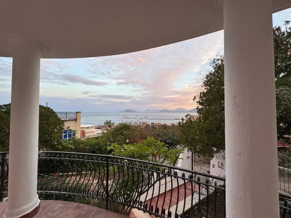 casa indipendente in vendita a Palermo in zona Addaura