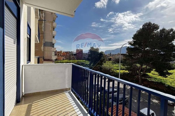 appartamento in vendita a Palermo in zona Chiavelli