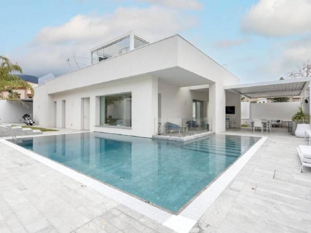 casa indipendente in vendita a Palermo in zona Addaura