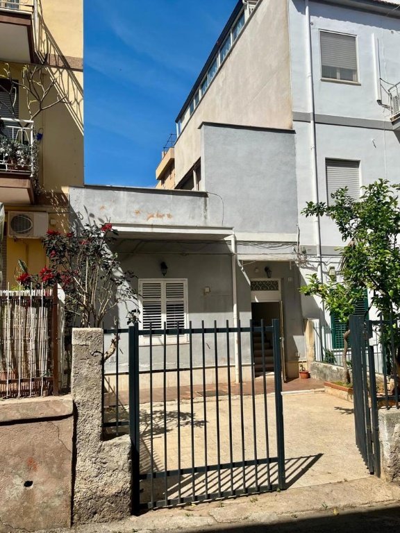 appartamento in vendita a Palermo in zona Pallavicino