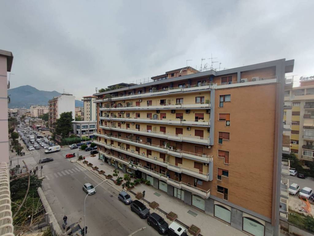 appartamento in vendita a Palermo in zona Libertà