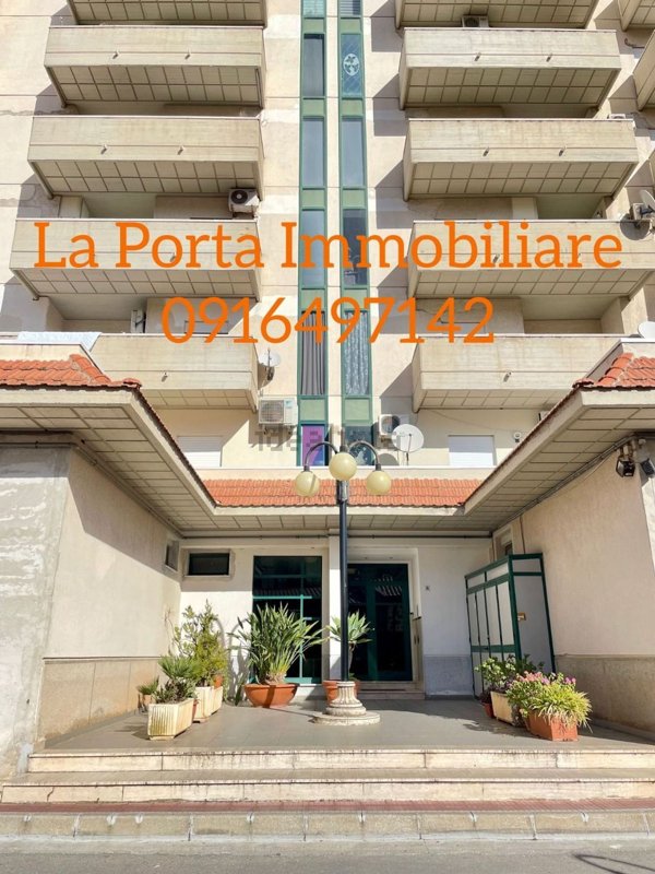 appartamento in vendita a Palermo in zona Croceverde
