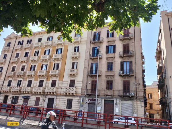appartamento in vendita a Palermo