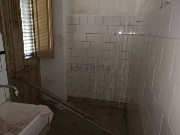 appartamento in vendita a Palermo in zona Chiavelli