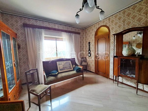 appartamento in vendita a Palermo in zona Malaspina/Palagonia