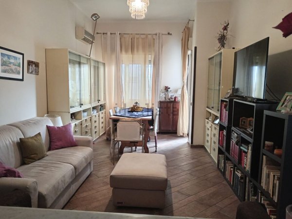appartamento in vendita a Palermo in zona Malaspina/Palagonia