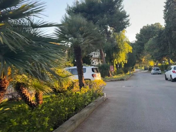 appartamento in vendita a Palermo in zona Mondello