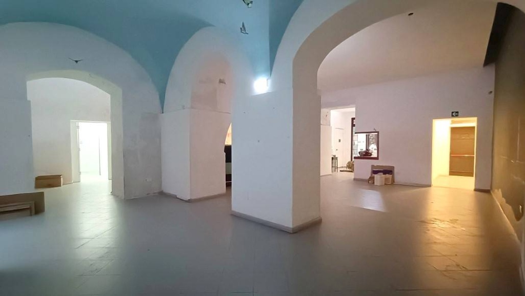 locale commerciale in vendita a Palermo