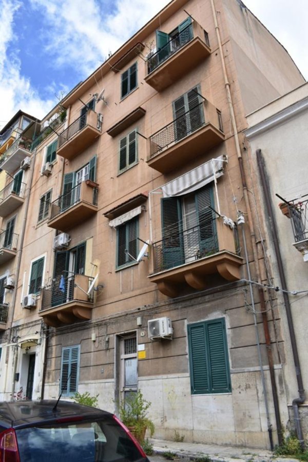 appartamento in vendita a Palermo in zona Mezzomonreale