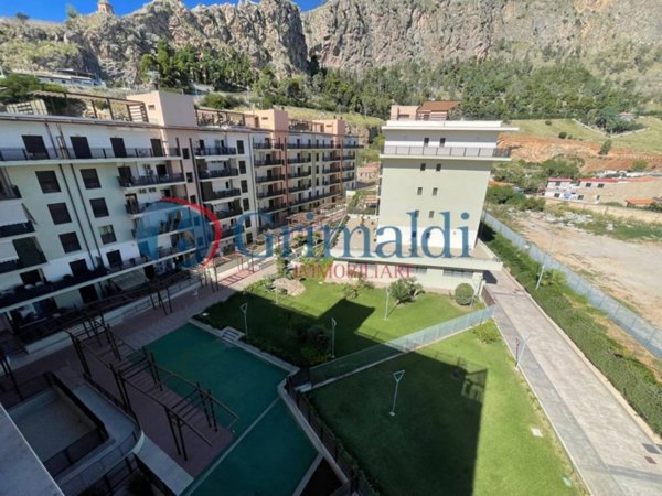appartamento in vendita a Palermo in zona Arenella/Vergine Maria