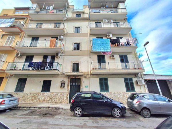 appartamento in vendita a Palermo in zona Oreto