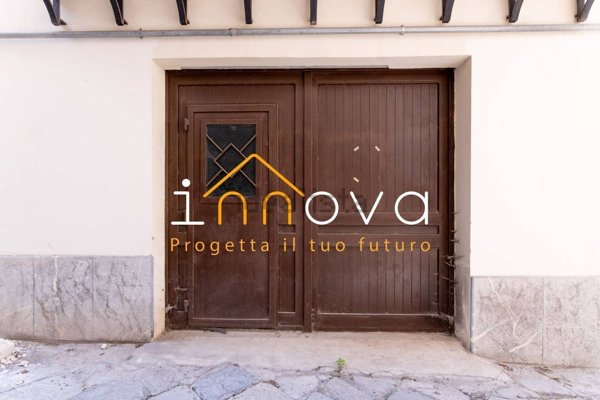 locale di sgombero in vendita a Palermo in zona Centro storico