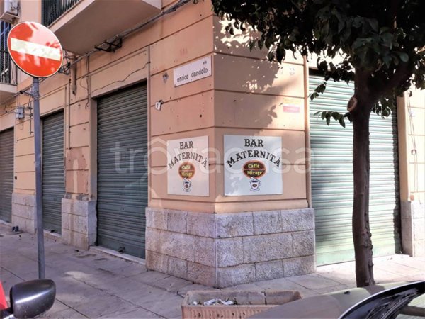 negozio in vendita a Palermo in zona Noce