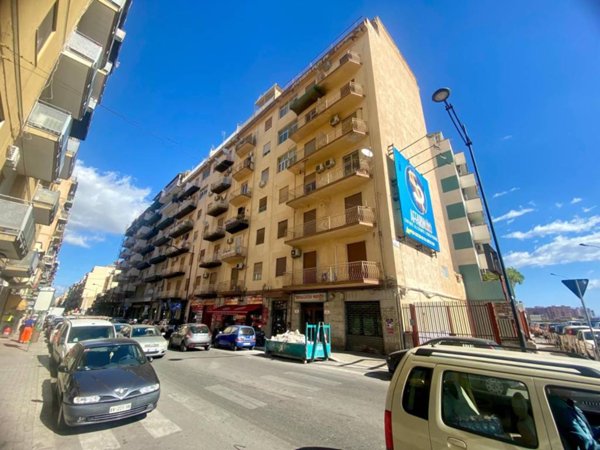 appartamento in vendita a Palermo in zona Oreto