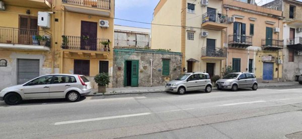 appartamento in vendita a Palermo in zona Tommaso Natale