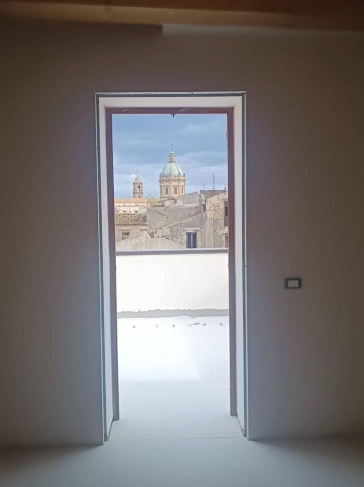 appartamento in vendita a Palermo in zona Centro storico